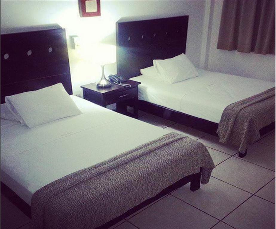 Hotel & Suites Mo Sak تاباتشولا المظهر الخارجي الصورة